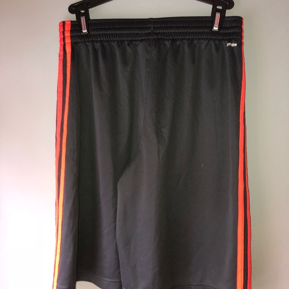 Boys Adidas Athletic Shorts - Picture 2 of 5